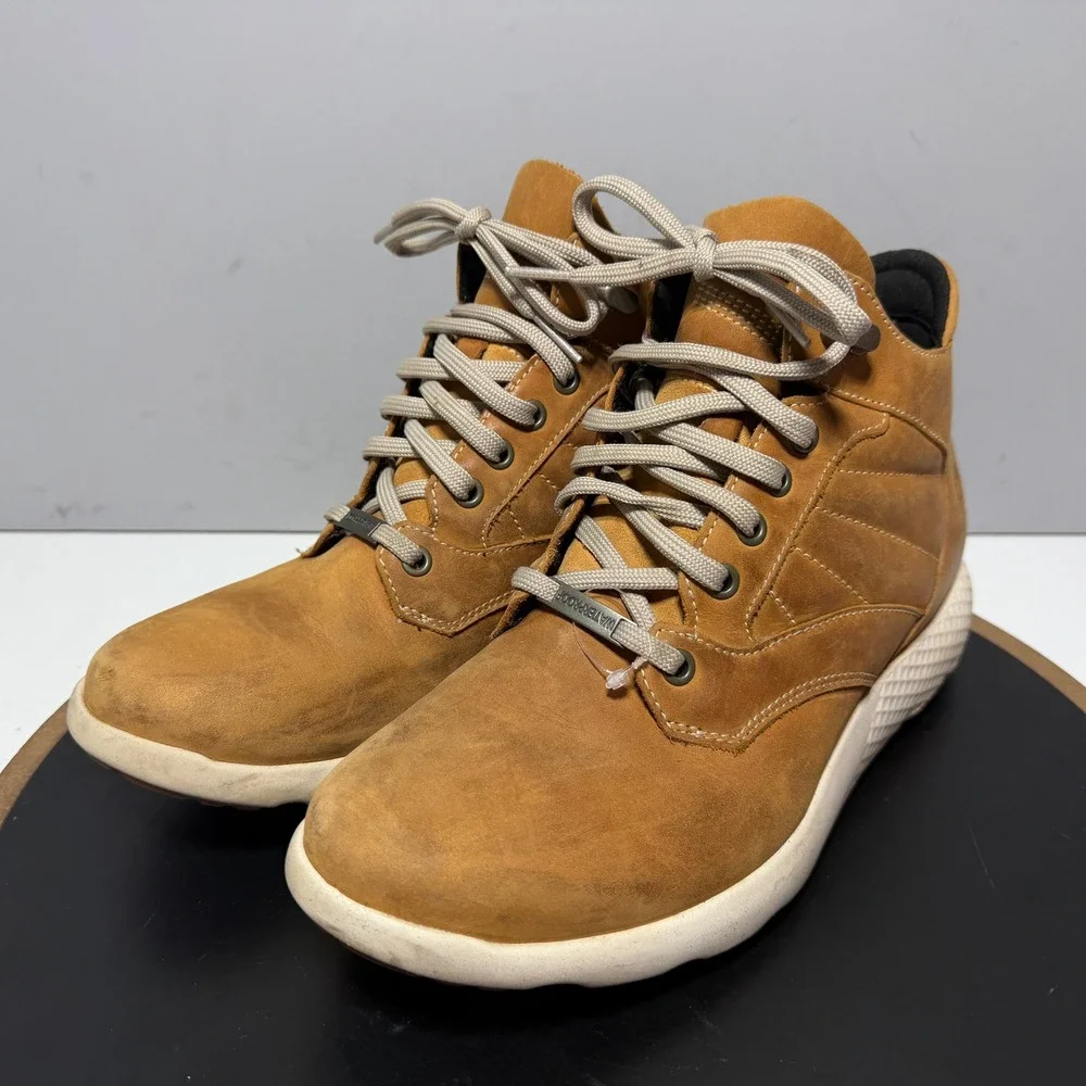 Timberland FlyRoam Waterproof Leather Chukka Boots Men Size 8 Wheat Tan Outdoor
